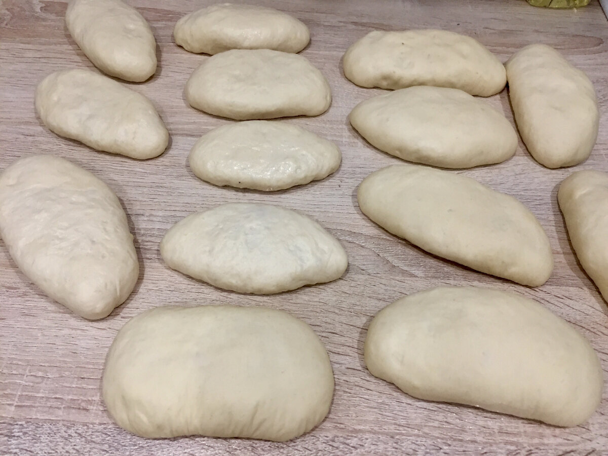 Пирожки на воде с фото Замешиваю тесто на воде: пирожки пузырчатые, пышные, вкусные Золотой Апельсин Дз