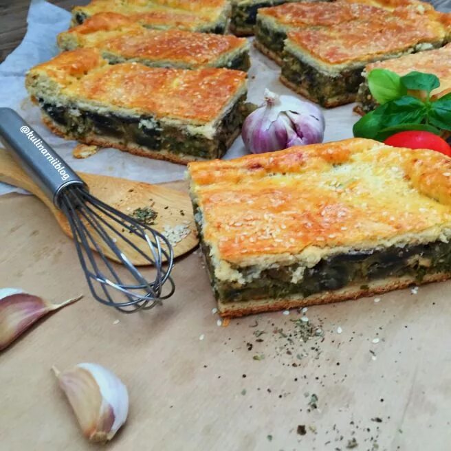 Пирожки с баклажанами рецепт фото самые вкусные пирог с баклажанами, рецепт вкусного пирога Идеи для блюд, Еда, Рождественские д