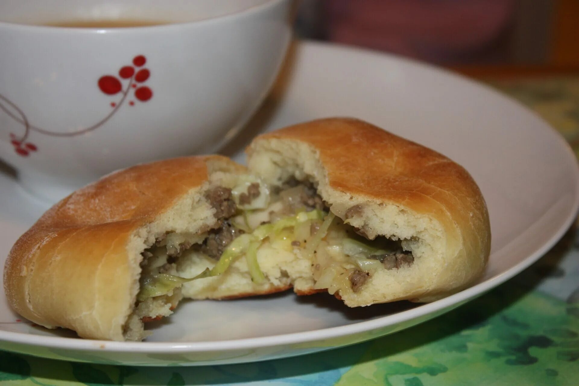 Пирожки с фаршем фото рецепт Пирожки с капустой и жареным фаршем вкусный рецепт с фото пошагово и видео - TvC