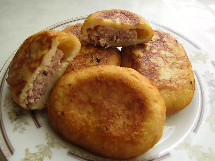 Пирожки с фаршем на сковороде фото Пирожки с мясом на сковородке фото - Coffeebull.ru