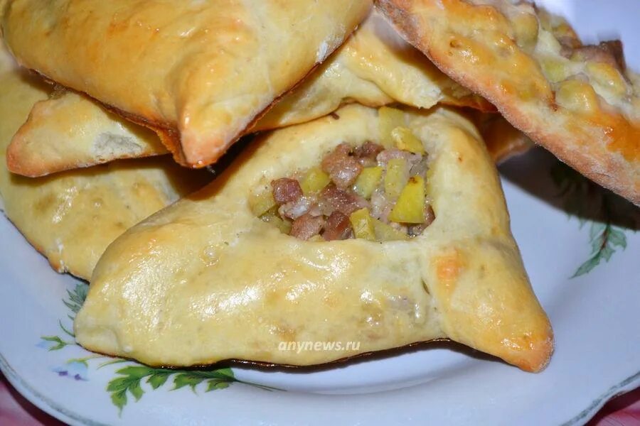 Пирожки с фаршем на сковороде фото Пирожки с картошкой и мясом на сковороде CoffMachines.ru
