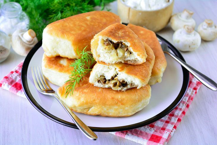 Пирожки с грибами рецепты с фото Жареные пирожки с грибами - пышные и хрустящие Рецепт Идеи для блюд, Пирожки, Гр