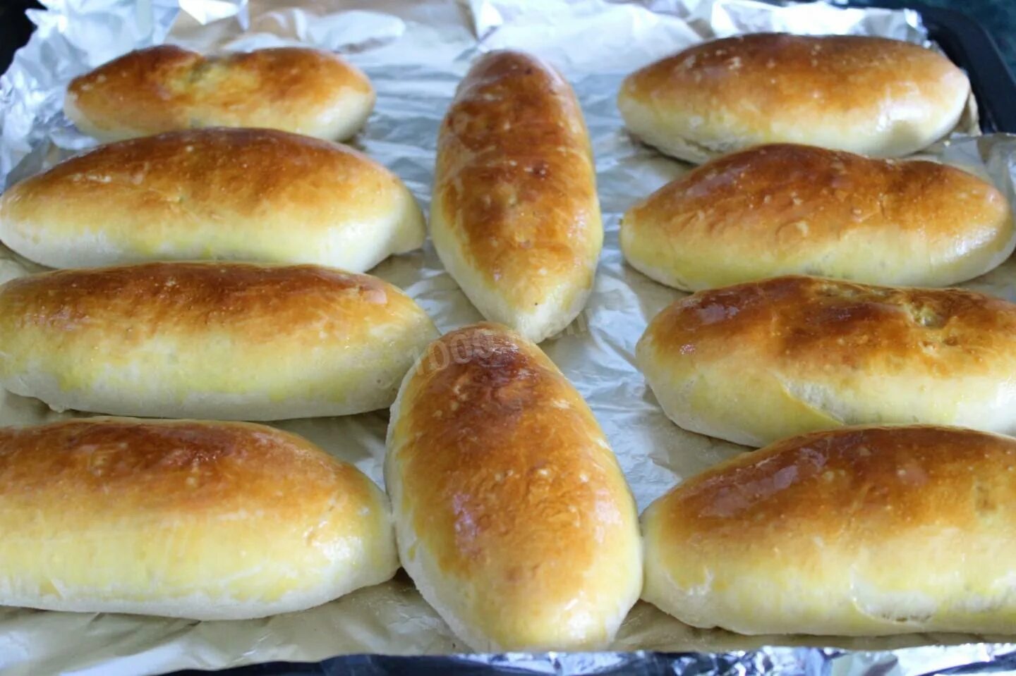 Пирожки с капустой фото рецепт пошагово Пирожки с капустой и яйцом из дрожжевого теста рецепт с фото пошагово - 1000.men