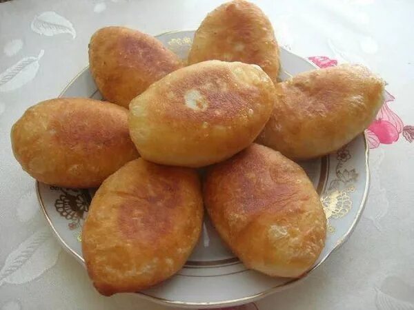 Пирожки с картошкой фото ЖАРЕНЫЕ ПИРОЖКИ С КАПУСТОЙ