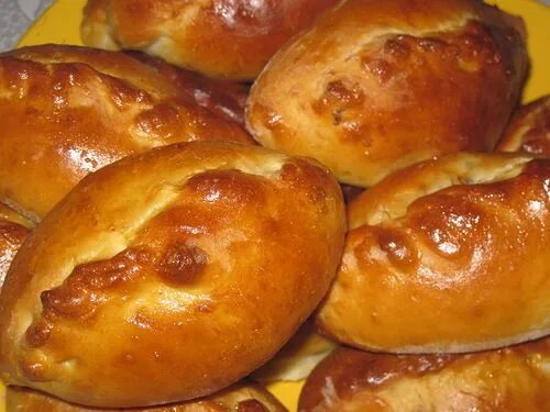 Пирожки с картошкой и грибами фото Пирожки с картошкой и грибами Идеи для блюд, Еда, Деликатесы