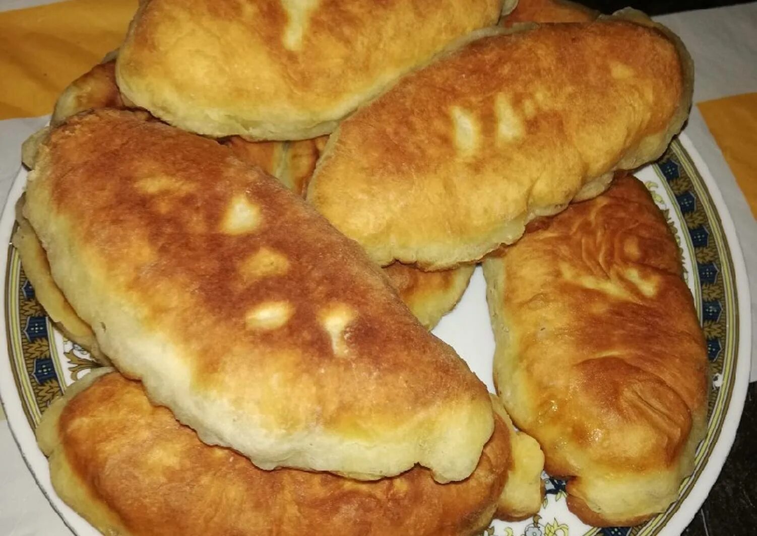 Пирожки с картошкой на сковороде фото Пирожки с картошкой на сковороде сухих дрожжах Южный Город