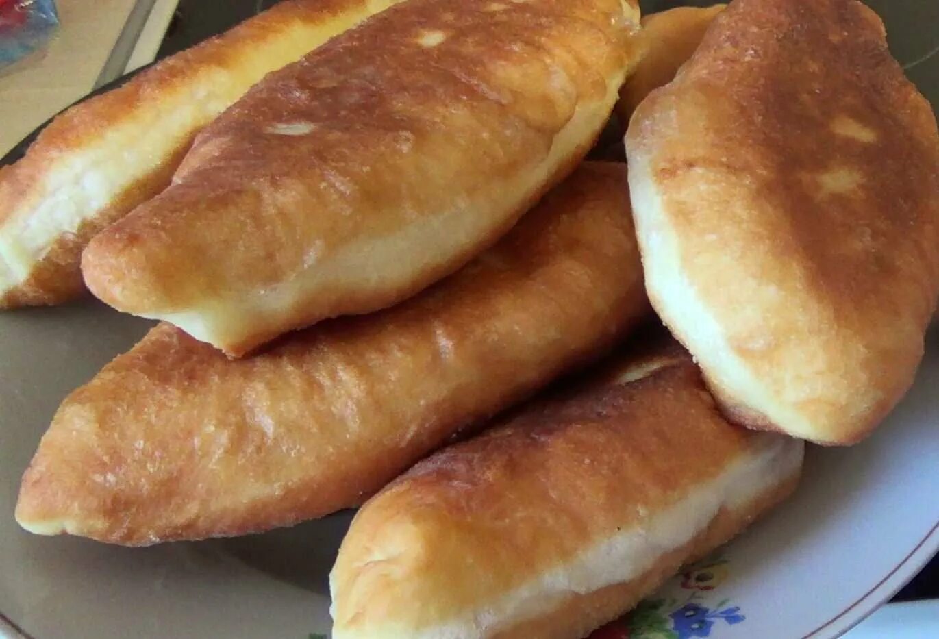Пирожки с картошкой на сковороде фото Картинки ЗАМОРОЗИТЬ ЖАРЕНЫЕ ПИРОЖКИ