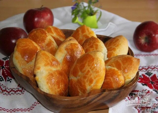 Пирожки с яблоками на сковороде фото Пирожки с яблоком - пошаговый рецепт с фото на Повар.ру