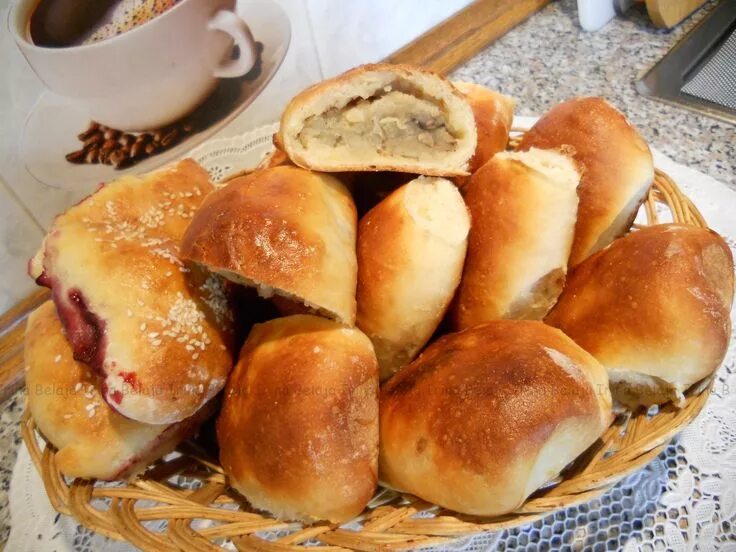 Пирожки вкусные рецепты с фото простые ПИРОГИ С МЯСОМ, КАРТОШКОЙ И ГРИБАМИ очень вкусные и нежные. Воздушное, лёгкое ка