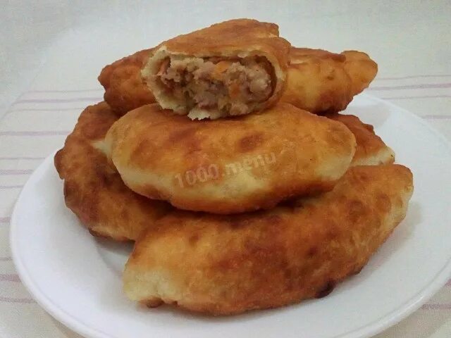 Пирожки жареные на сковороде рецепт с фото Пирожки с фасолью жареные из дрожжевого теста на сковороде рецепт с фото - 1000.