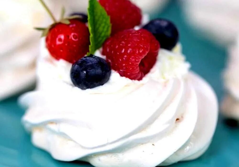 Пирожное анна павлова фото классический рецепт Пирожное Павлова - рецепт как вкусно приготовить пирожное павлова Пошаговые реце