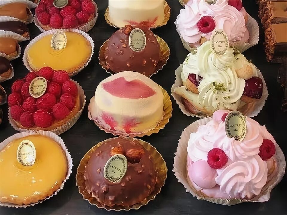 Пирожное французское фото Французские пирожные Французская кухня Desserts, French desserts, French pastrie