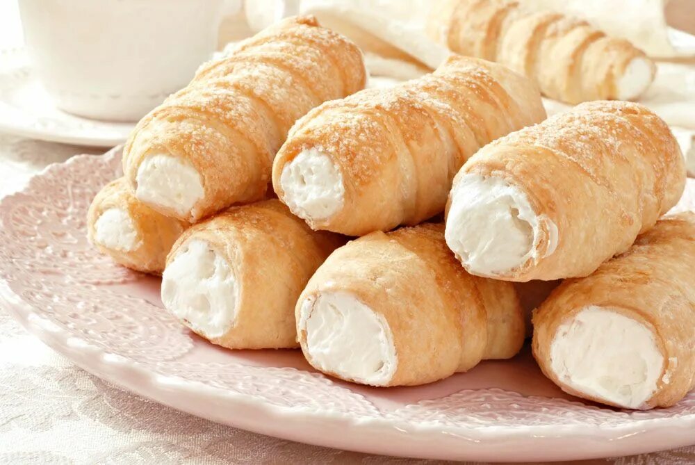 Пирожное трубочка с кремом фото The Baker - Alternatives to wheat flour Food, Snack recipes, Food drink