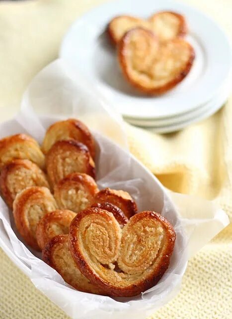 Пирожное ушки рецепт с фото в домашних The Cilantropist: Citrus Palmiers for Frosting for the Cause Sweet pastries, Foo