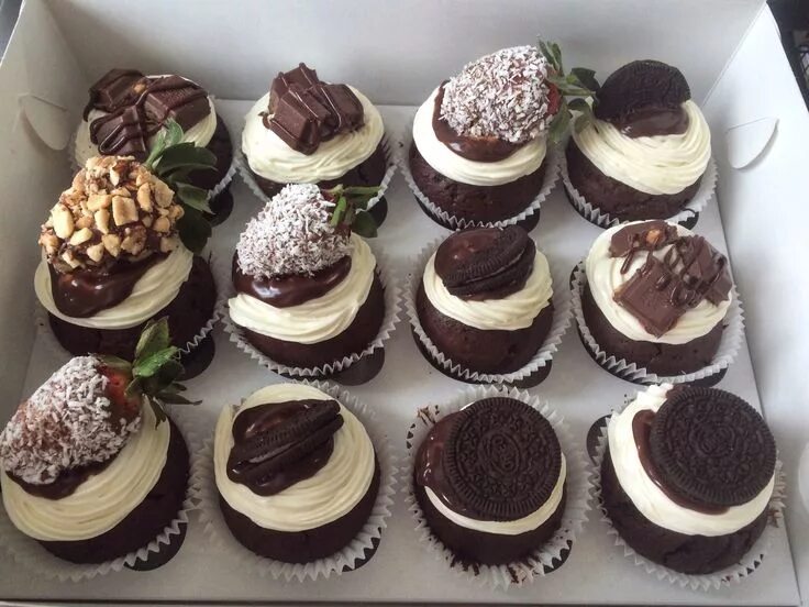 Пирожные кремом с фото в домашних Pin by kacchan on food board but better Cupcake recipes chocolate, Diy desserts,