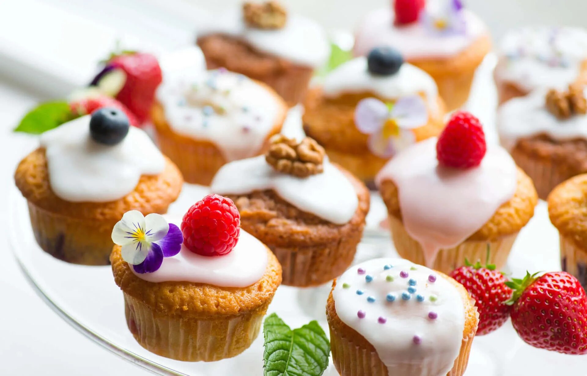 Пирожные на столе фото Download Freshly made pastries perfect for any occasion Wallpapers.com