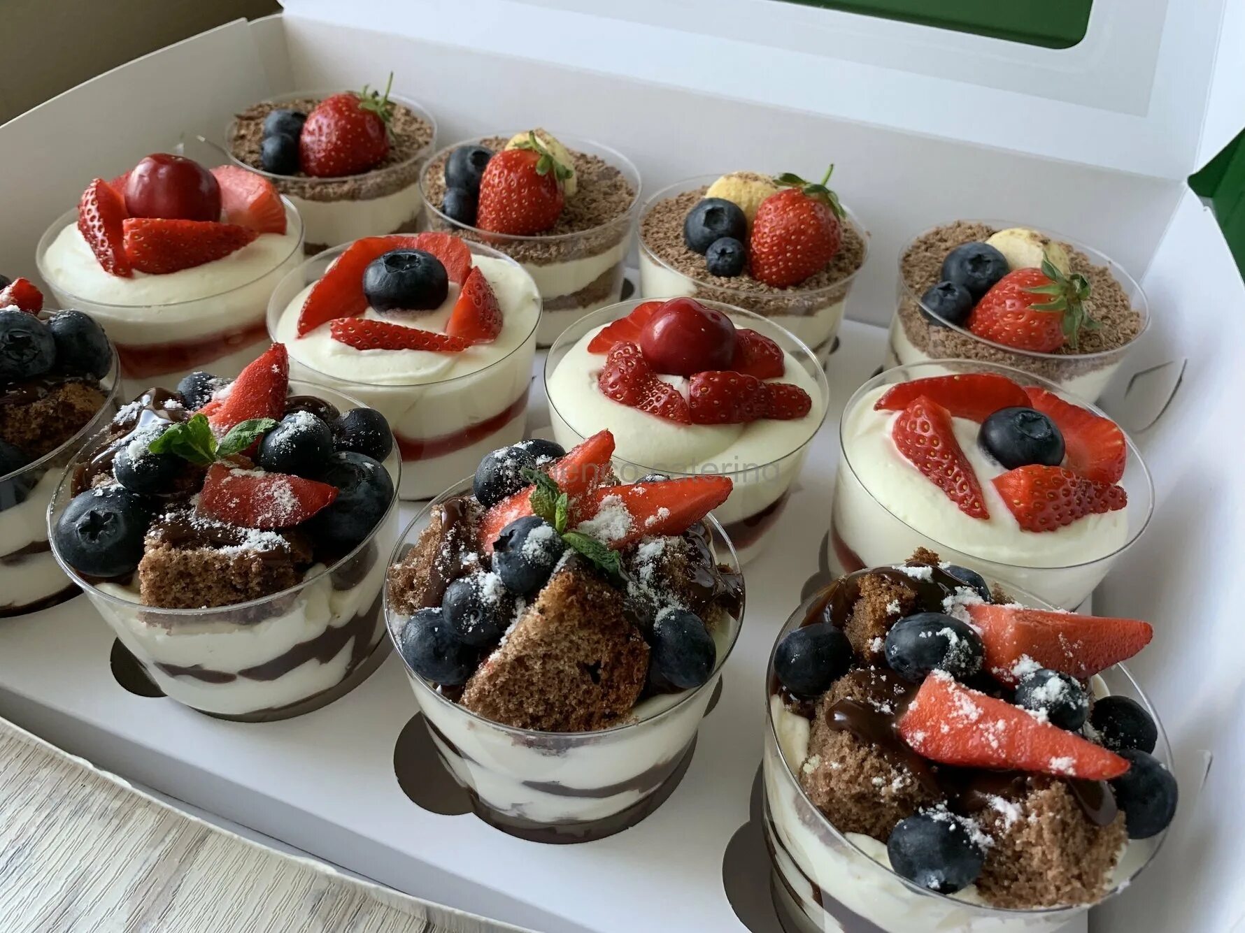 Пирожные приготовленные в домашних условиях фото Трайфлы на заказ - CoffeePapa.ru