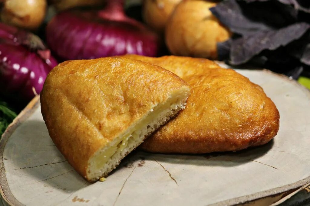Пирожок с картошкой жареный фото Пирожки постные с картошкой - CoffeePapa.ru