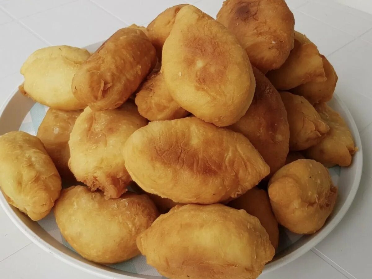 Пирожок с картошкой жареный фото Как сделать жареные пирожки с картошкой eCookie.ru
