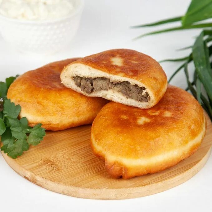 Пирожок с печенью жареный фото Пирожки жареные с картофелем и печенью - купить с доставкой на дом в СберМаркет