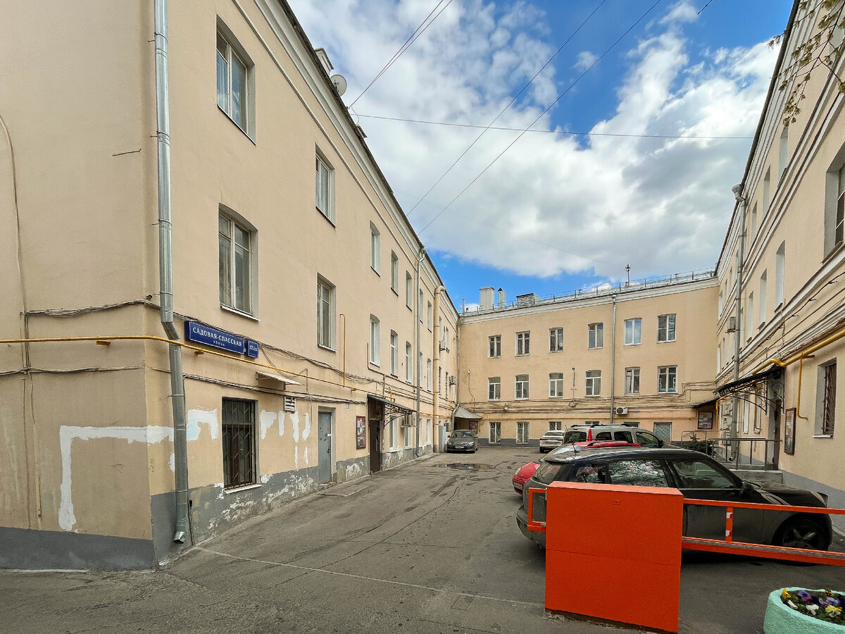 Пирожок воскресенская ул 13 стр 2 фото Нашел удивительный дом в Москве, где провел последние дни Владислав Галкин. А па