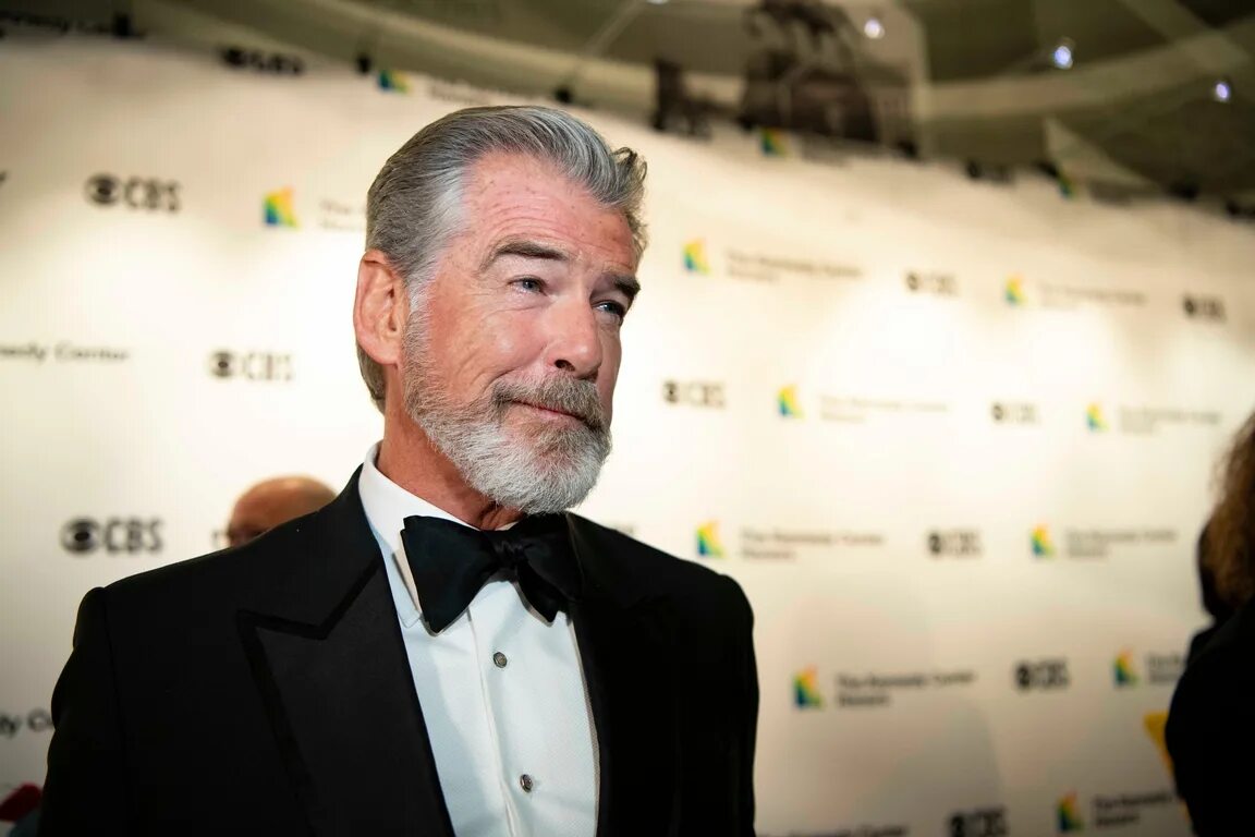 Пирс броснан сегодня фото Irish actor Pierce Brosnan turns 71