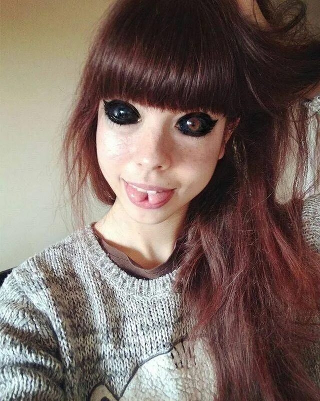 Пирсинг глазного яблока фото Pin by Kid Kate on Tongue Girl tattoos, Body mods, Facial piercings