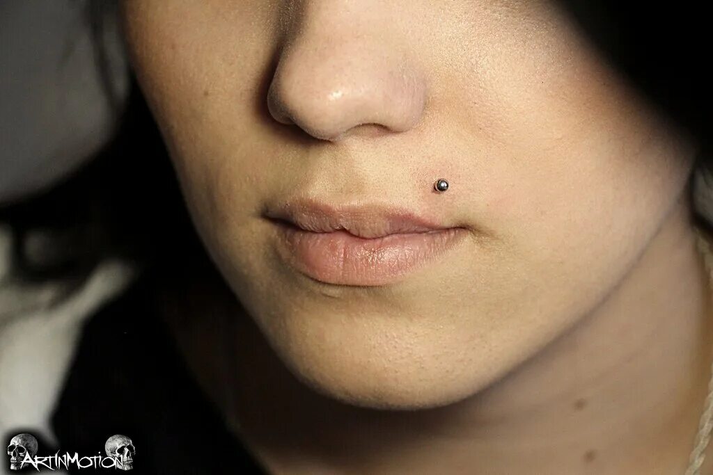 Пирсинг под верхней губой фото Temporarily closed: Body Piercing, piercing studio, Autonomous Republic of Adjar