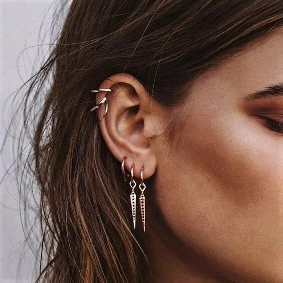 Пирсинг ушей 2024 модный фото ♡ Inked & Pierced ♡ Ear piercing for women, Ear jewelry, Earings piercings