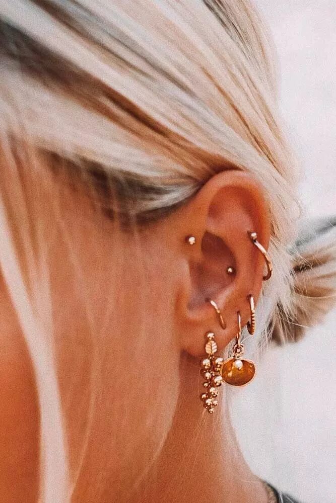 Пирсинг ушей фото женские MOST POPULAR TYPES OF EAR PIERCINGS TO CONSIDER, #EarPiercings #BodyModification