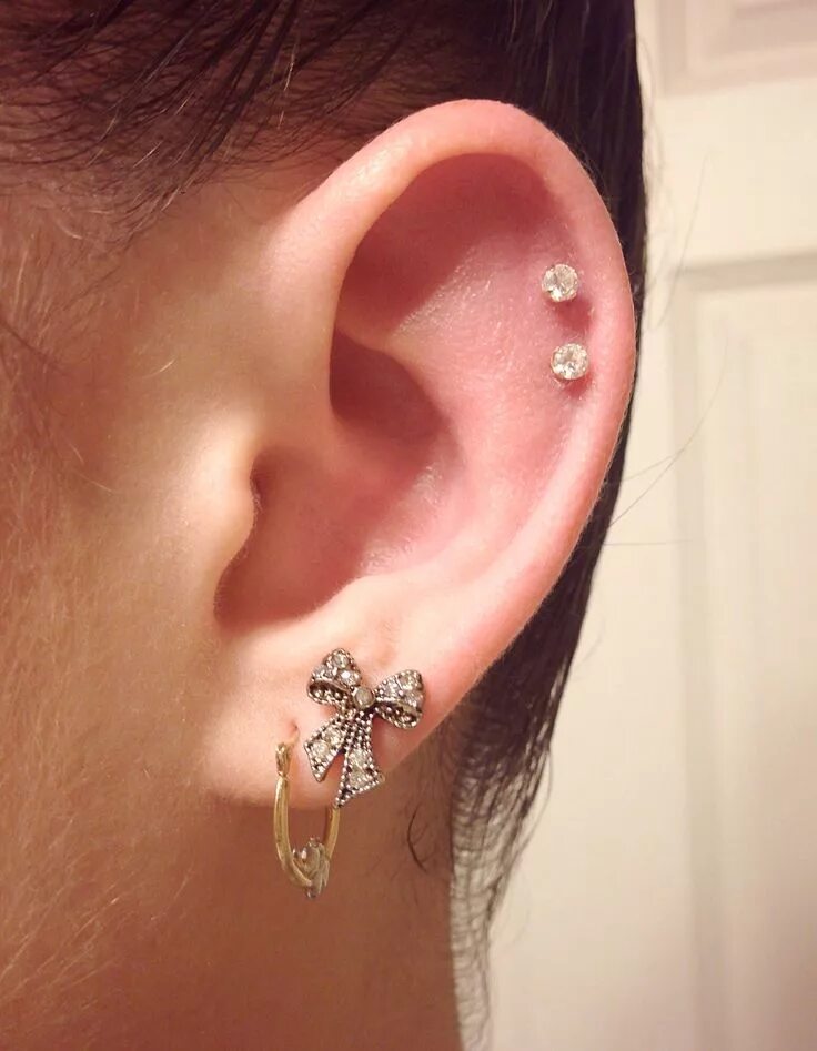Пирсинг ушей фото женские Pin by Ashley Greathouse on Earings piercings Earings piercings, Ear piercings, 
