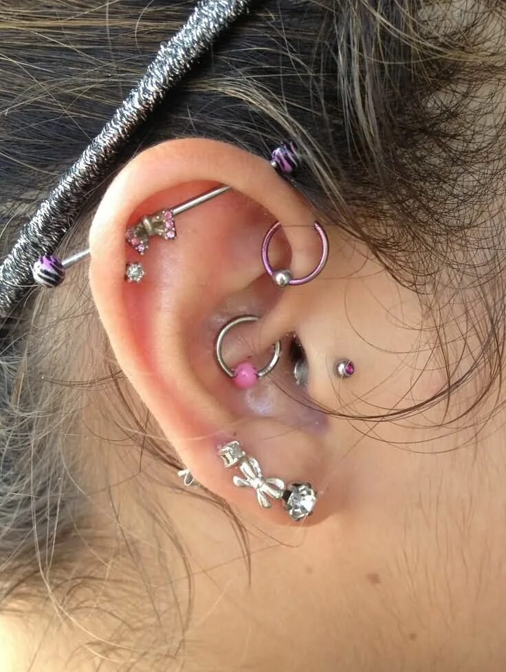 Пирсинг ушей виды и фото Arete en la oreja, Joyas para las orejas, Piercings helix