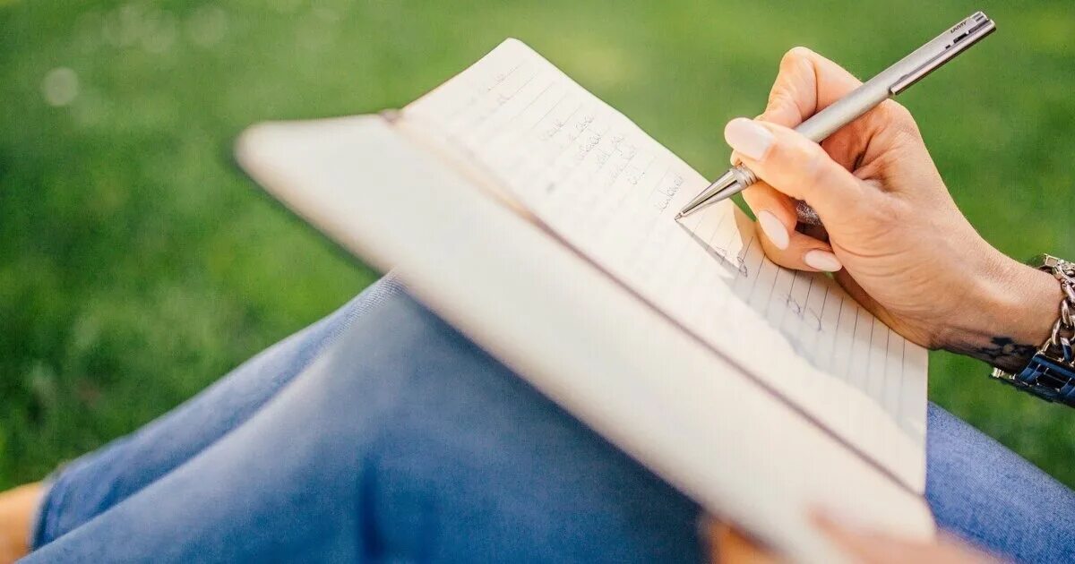 Пишу книгу фото Прочитайте: Что нужно знать о современных ежедневниках и записных книжках - сове