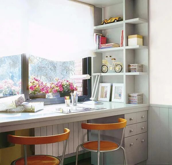 Письменный стол у окна фото Картинки по запросу стол у окна в спальне Home office design, Contemporary home 
