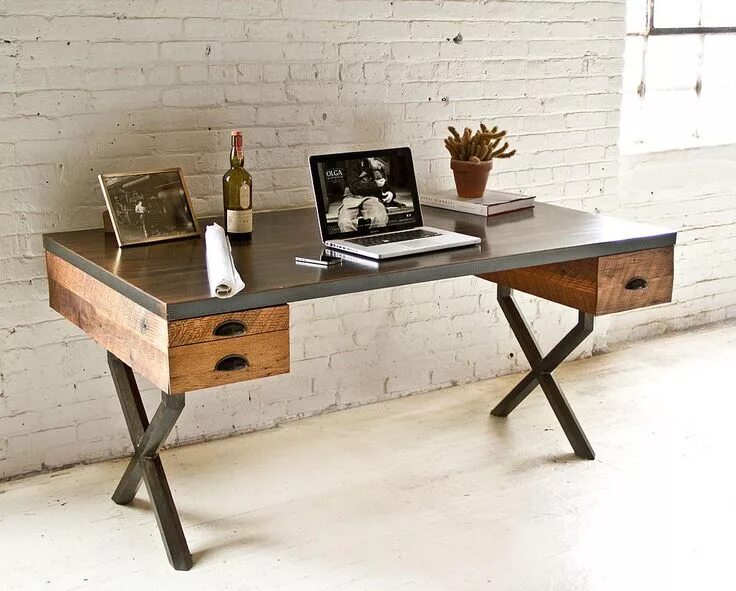 Письменный стол в стиле лофт loftdc ru Steel and Reclaimed Wood Walter Desk by Richard Velloso Дизайн офисного стола, Р