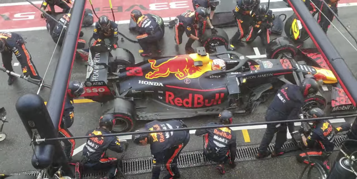 Пит стоп западный бул 27а фото The Fastest Pit Crew You May Ever See Set a New World Record of 1.82 Seconds Ger