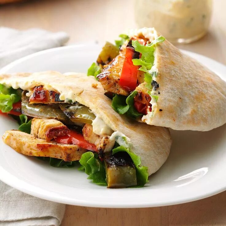Пита в домашних рецепт с фото Fajita Pitas Recipe Applebees recipes, Recipes, Fajitas