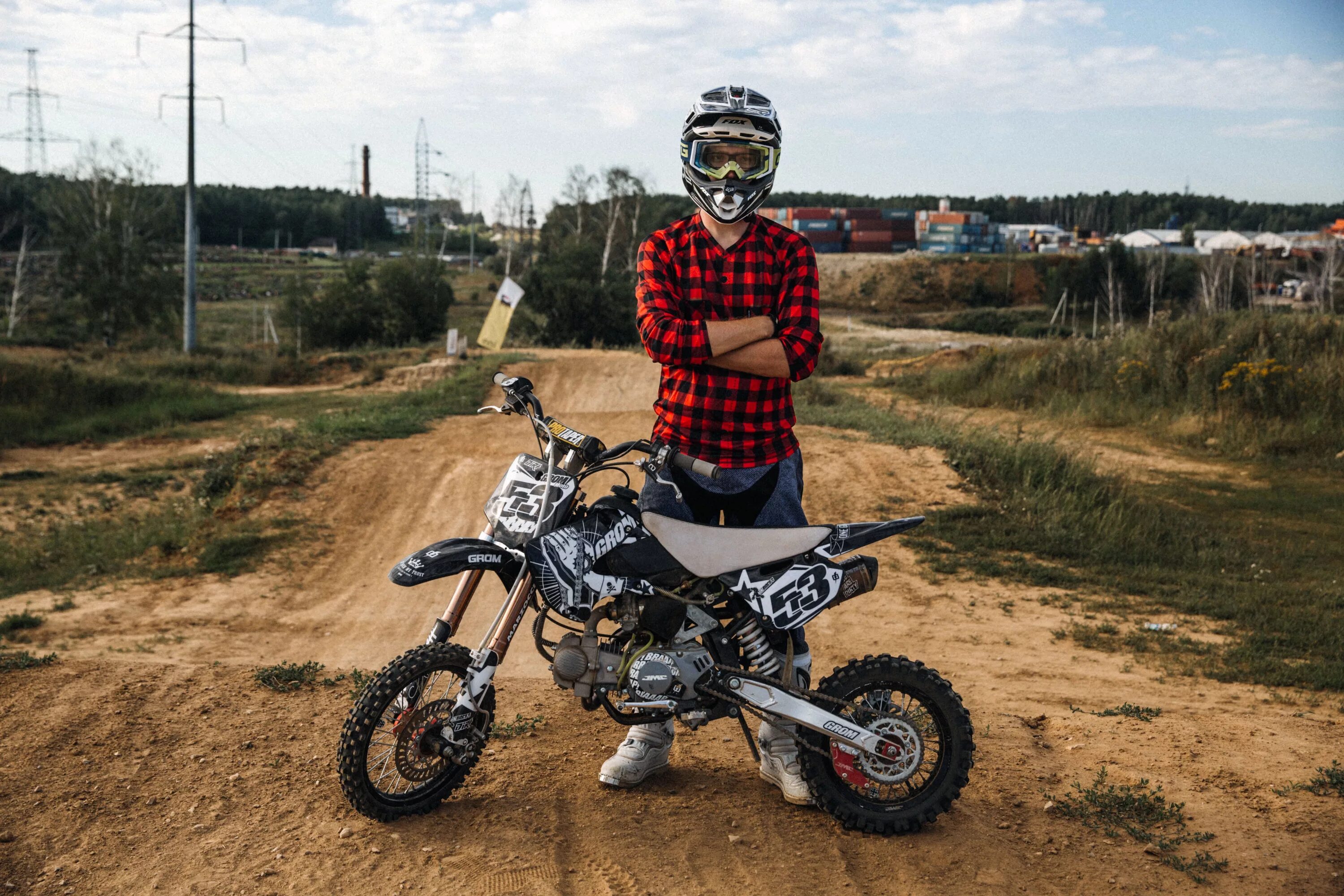Питбайк 64 саратов волжский район фото Ознакомьтесь с моим проектом @Behance: "Plaid MX jersey & jeans MX pants" https: