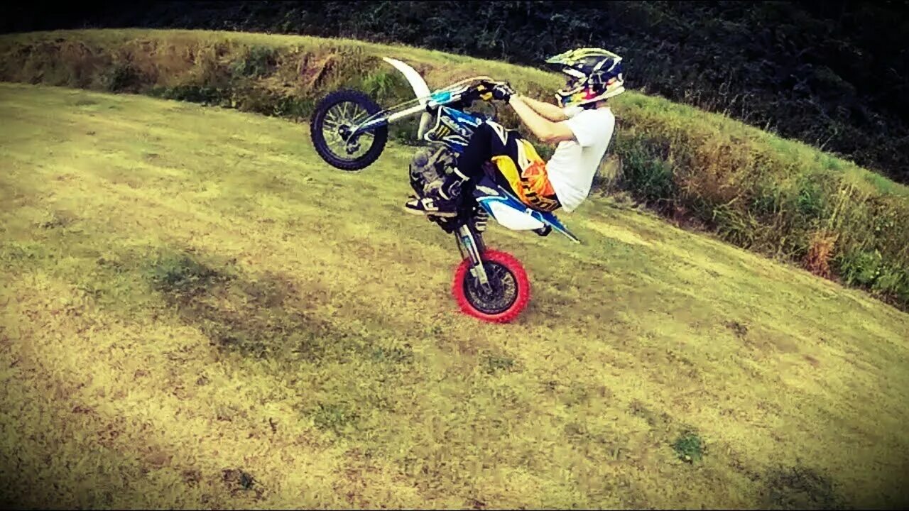 Питбайк на заднем колесе фото WHEELING DIRT BIKE 125CC - YouTube