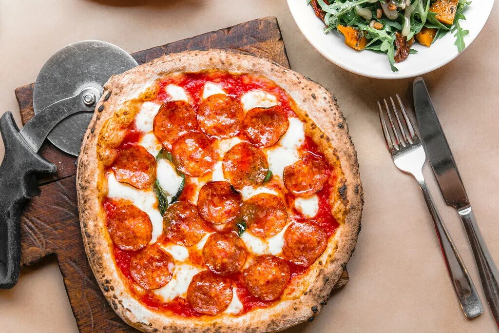 Пицца 26 см фото Pizza 22 cm, pizzeria, Saint Petersburg, Bolshaya Konyushennaya Street, 2 - Yand