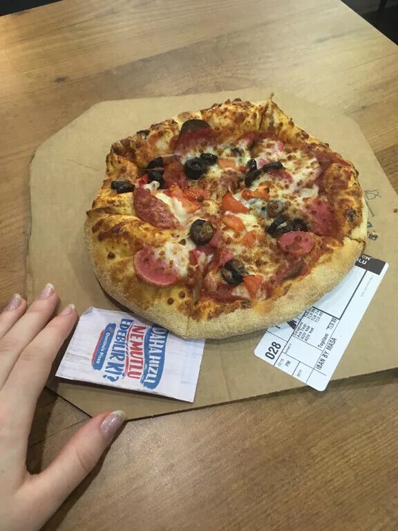 Пицца 27 см фото Domino's Pizza, пиццерия, Стамбул, Фатих, махалле Ходжапаша, улица Нёбетхане, 28