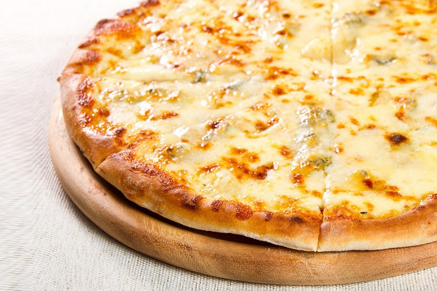 Пицца 4 сыра рецепт с фото Royal Food Ресторан доставки пиццы, суши, роллов, г.Усть-Кут