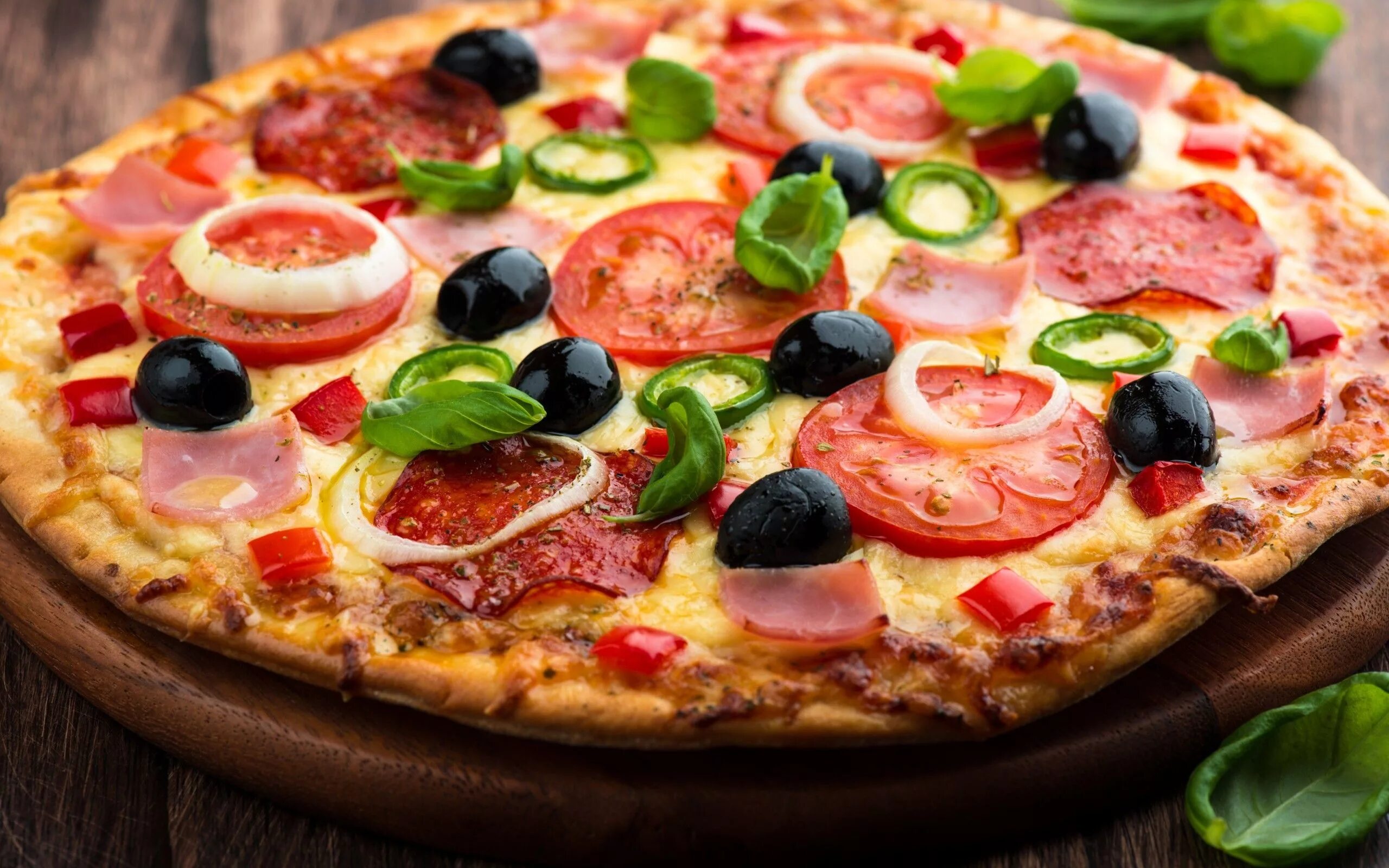 Пицца фото картинки красивые Pizza HD wallpaper Popular italian food, Food, Homemade pizza