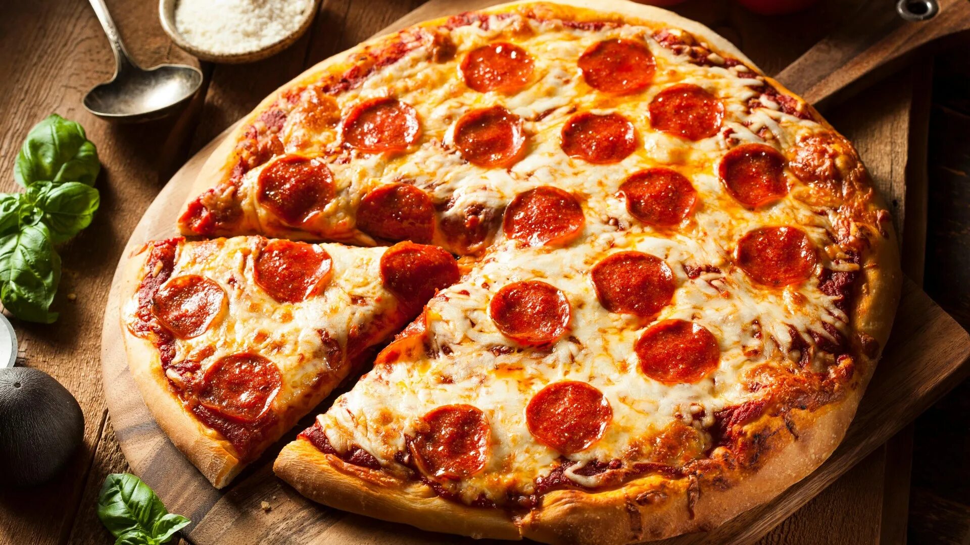 Пицца фото картинки красивые Brits munch through 731 pizzas in a lifetime as the nation's favourite topping i