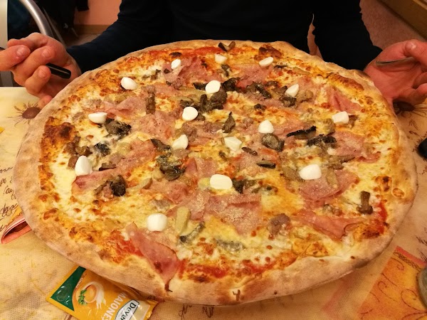 Пицца гриззли восточная ул 26б фото Grizzly pizza