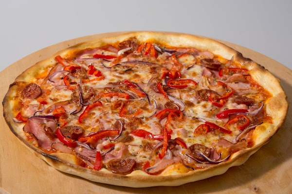 Пицца гриззли восточная ул 26б фото Grizzly Pizza, +40 745 226 666, Strada Șureanu 4, Sibiu 550289, Rumeenia