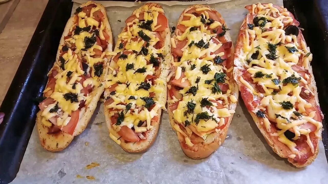 Пицца из батона в духовке фото Как сделать вкуснейшие мини-пиццы с батона в домашних условиях за 10 минут!!Сочн