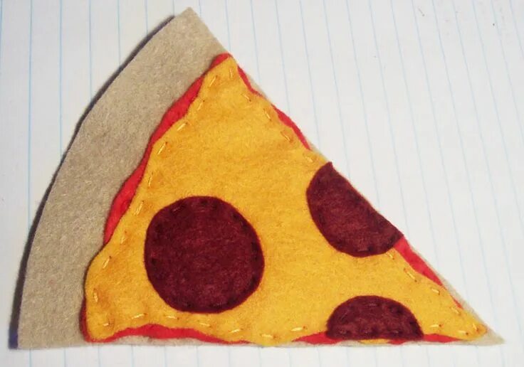 Пицца из фетра своими руками выкройки I do like pizza, perhaps I like it a little too much even! So the other night wh