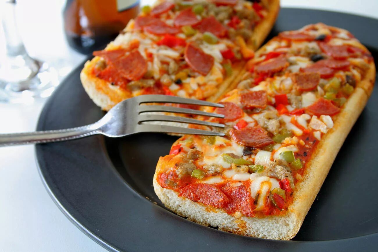 Пицца из хлеба с фото Quick Roasted Vegetable Bread Pizza Recipe by Archana's Kitchen