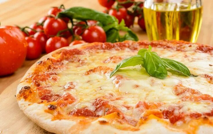 Пицца маргарита фото Ricetta pizza margherita Ricetta Ricette, Pasti italiani, Pizza fatta in casa